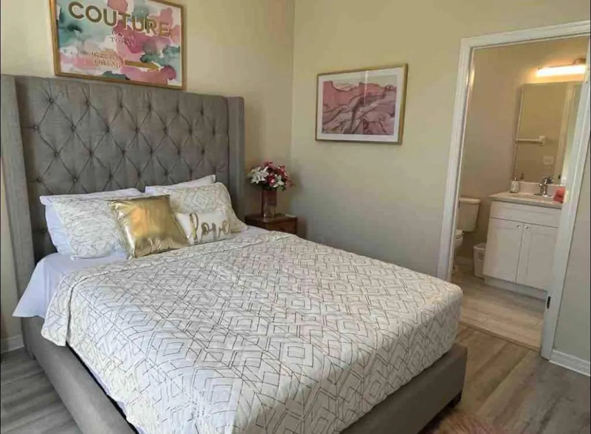 Chic Villa 4 Bedroom 3 Bath With Pool & Game Room Davenport 0*,  United States